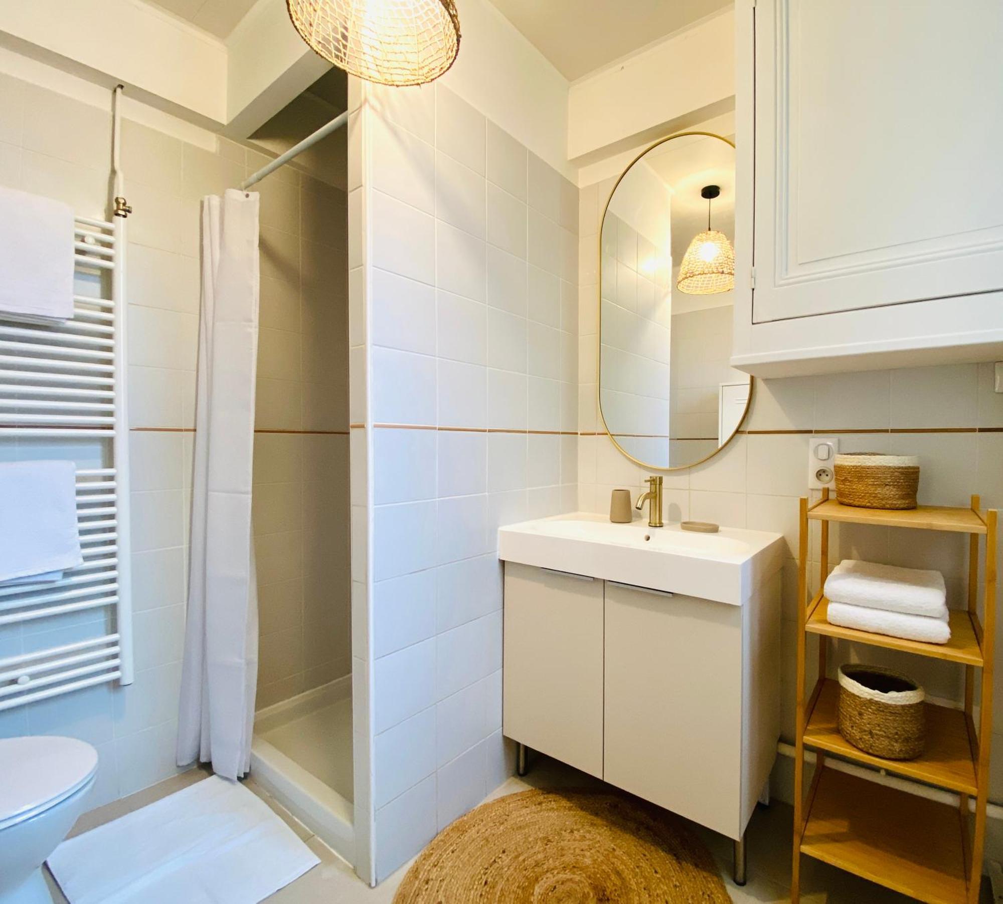 Le Subtil - Best Keys - Elegance & Confort - 2 Chambres Separees - Lit Queen Size - Smart Tv Netflix - Entre Gare & Centre Ville - A 1H De Paris - Wifi Fibre - Check-In Autonome Sens Εξωτερικό φωτογραφία