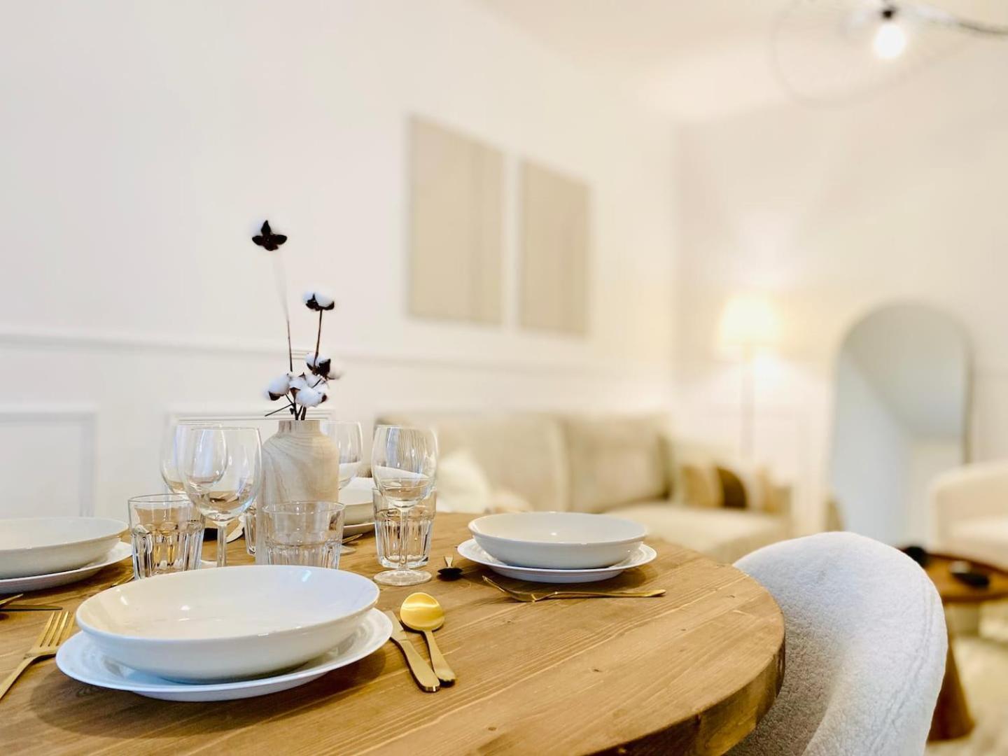 Le Subtil - Best Keys - Elegance & Confort - 2 Chambres Separees - Lit Queen Size - Smart Tv Netflix - Entre Gare & Centre Ville - A 1H De Paris - Wifi Fibre - Check-In Autonome Sens Εξωτερικό φωτογραφία